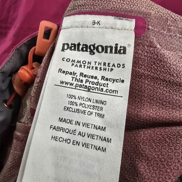 Patagonia Rain Jacket Womens XS Pink Shell Waterproof H2NO Pit Zips Rainshadow - Picture 11 of 16